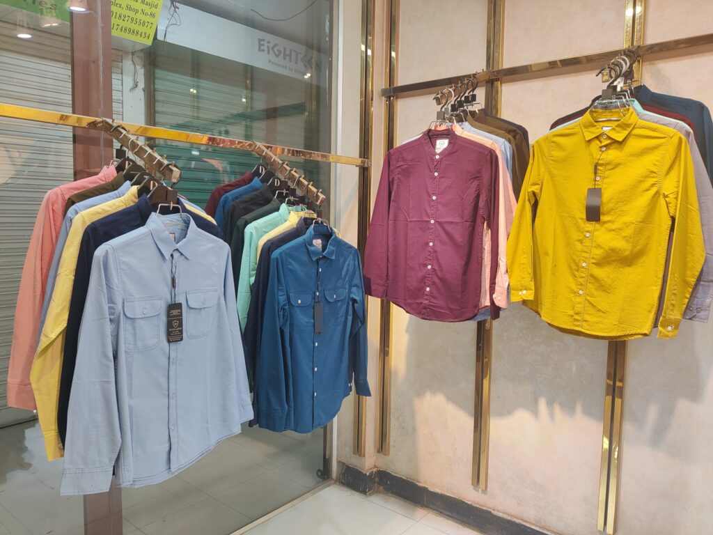 Free Fashion Clothing Shop at Khilgaon