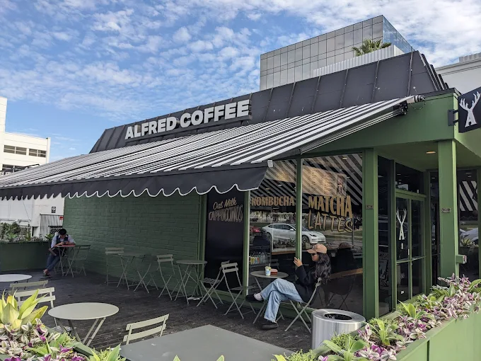 Alfred Coffee Shop in Beverly Hills