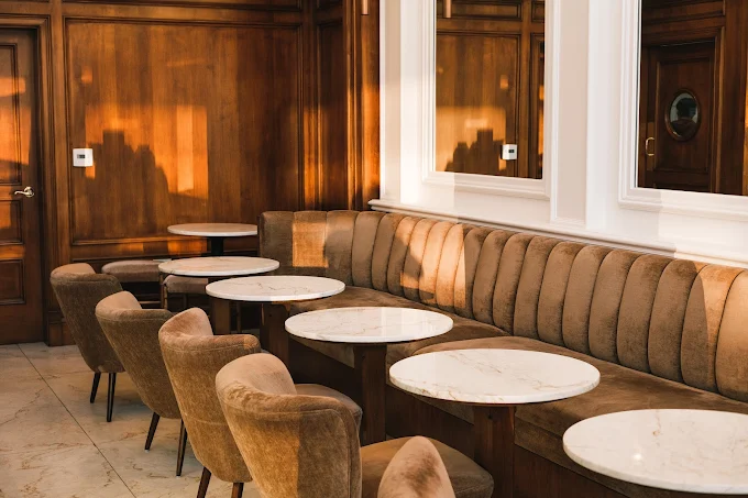 Avva Coffee Shop in Beverly Hills