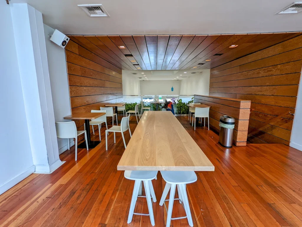 02. Blue Bottle Coffee Shop in Beverly Hills