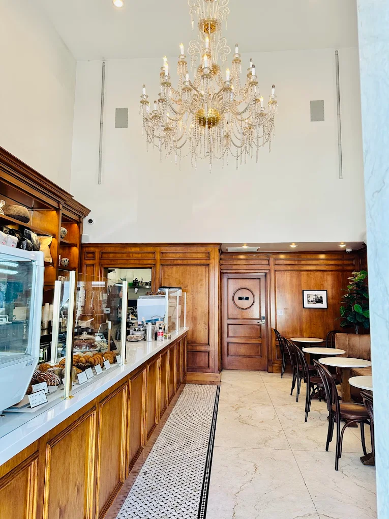 04. Avva Coffee Beverly Hills