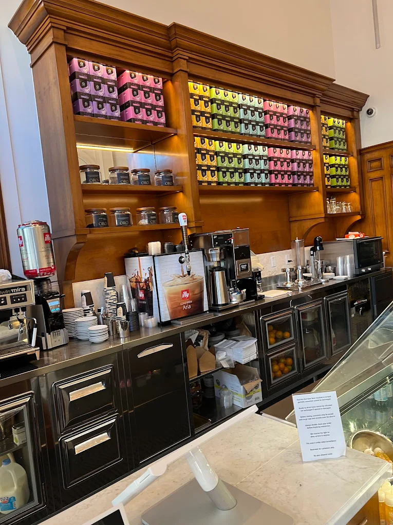 05. Avva Coffee Beverly Hills